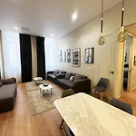 Apartment Urbanflat 91 - Beautiful In Le Marais *